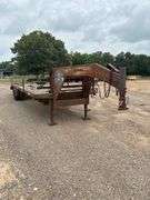 GOOSENECK TRAILER