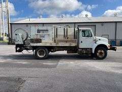 2000 INTERNATIONAL 4700 JETTER TRUCK - VIN: 1HTSCABM4YH269303