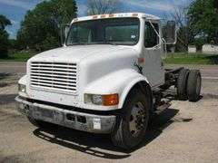 2001 INTERNATIONAL 4700 CAB & CHASSIS. VIN: 1HTSCABM11H311416