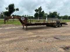 GOOSENECK TRAILER