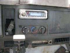 2001 INTERNATIONAL 4700 CAB & CHASSIS. VIN: 1HTSCABM11H311416