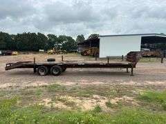 GOOSENECK TRAILER