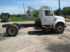 2001 INTERNATIONAL 4700 CAB & CHASSIS. VIN: 1HTSCABM11H311416