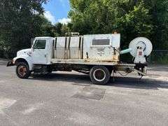 2000 INTERNATIONAL 4700 JETTER TRUCK - VIN: 1HTSCABM4YH269303