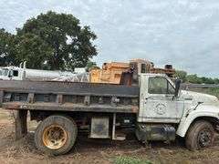 1995 FORD DUMP TRUCK - VIN: 1FDPF70J1SVA69649