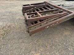 GOOSENECK TRAILER