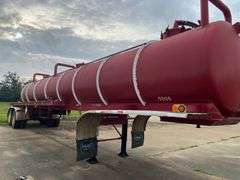2001 PIONEER TANKER TRAILER - VIN: 1P9TA432111260391
