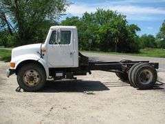 2001 INTERNATIONAL 4700 CAB & CHASSIS. VIN: 1HTSCABM11H311416