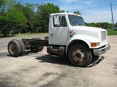 2001 INTERNATIONAL 4700 CAB & CHASSIS. VIN: 1HTSCABM11H311416