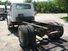 2001 INTERNATIONAL 4700 CAB & CHASSIS. VIN: 1HTSCABM11H311416