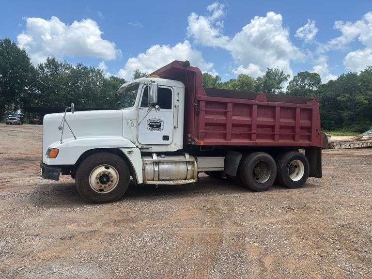1998 FREIGHTLINER DUMP TRUCK - VIN: 1FUYDZYB3WL925146