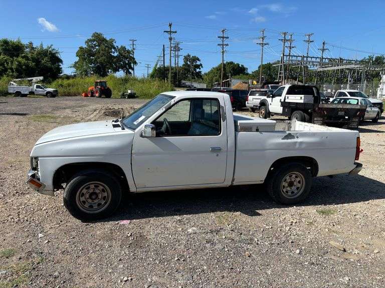 1995 NISSAN TRUCK - VIN: 1N6SD11S0SC390762