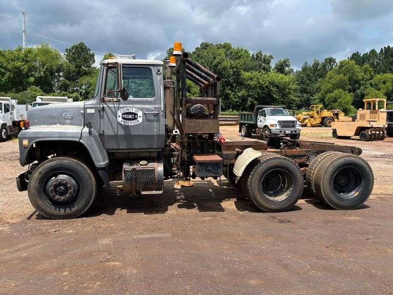 1986 FORD 9000 WINCH TRUCK - VIN: 1FDYW9DW1GVA17053