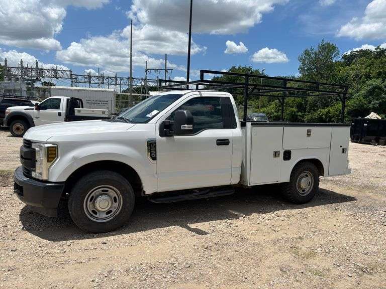 2019 FORD F-250 TRUCK - VIN: 1FTBF2A64KEF55903