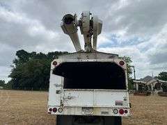 1999 INTERNATIONAL 4700 BUCKET TRUCK - VIN: 1HTSCABP0XH595401