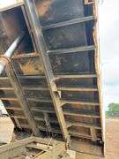 2001 FREIGHTLINER DUMP TRUCK - VIN: 1FUBBXAK61HB85584