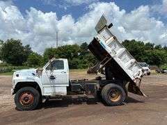 1991 FORD F-800 DUMP TRUCK - VIN: 1FDYK84A9MVA09329