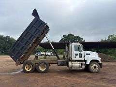 2007 MACK CNH613 DUMP TRUCK - VIN: 1M2AJ06YX7N006427
