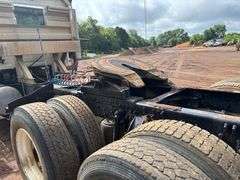 2006 MACK CNH613 TRUCK - VIN: 1M1AJ06YX6N003191