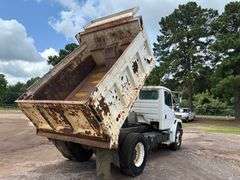 2001 FREIGHTLINER DUMP TRUCK - VIN: 1FUWJJCB01HB85501