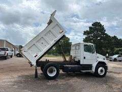 2001 FREIGHTLINER DUMP TRUCK - VIN: 1FUBBXAK61HB85584