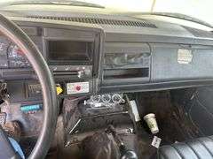 2002 GMC BUCKET TRUCK - VIN: 1GDP7H1E72J506422