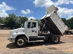 2000 FREIGHTLINER DUMP TRUCK - VIN: 1FUWJJCB7YHB85019