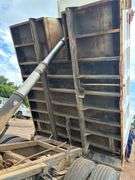 2000 FREIGHTLINER DUMP TRUCK - VIN: 1FUWJJCB3YHB85051