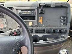 2012 FREIGHTLINER TRACTOR TRUCK - VIN: 1FUJGBDV9CSBR9006