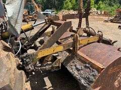 OLIVER TRACTOR - SER: 163638A