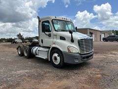 2012 FREIGHTLINER TRACTOR TRUCK - VIN: 1FUJGBDV9CSBR9006