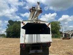 2002 GMC BUCKET TRUCK - VIN: 1GDP7H1E72J506422
