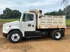 2000 FREIGHTLINER DUMP TRUCK - VIN: 1FUWJJCB7YHB85277