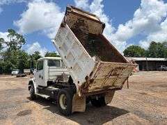2000 FREIGHTLINER DUMP TRUCK - VIN: 1FUWJJCB7YHB85019