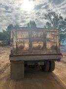 2000 FREIGHTLINER DUMP TRUCK - VIN: 1FUWJJCB0YHB84990