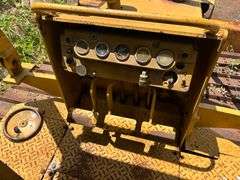 CATERPILLAR D3B DOZER - SER: 24Y01334