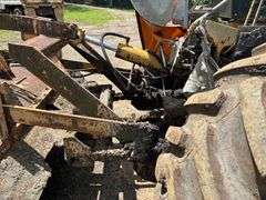 OLIVER TRACTOR - SER: 163638A