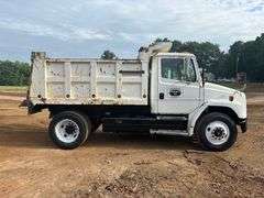 2000 FREIGHTLINER DUMP TRUCK - VIN: 1FUWJJCB0YHB84990