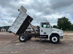 2000 FREIGHTLINER DUMP TRUCK - VIN: 1FUWJJCB3YHB85051