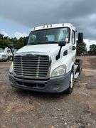 2012 FREIGHTLINER TRACTOR TRUCK - VIN: 1FUJGBDV9CSBR9006