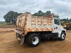 2000 FREIGHTLINER DUMP TRUCK - VIN: 1FUWJJCB9YHB85393