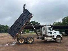 2007 MACK CNH613 DUMP TRUCK - VIN: 1M2AJ06YX7N006427