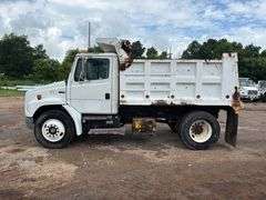 2000 FREIGHTLINER DUMP TRUCK - VIN: 1FUWJJCB3YHB85051