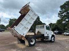 2000 FREIGHTLINER DUMP TRUCK - VIN: 1FUWJJCB3YHB85051