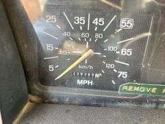 1991 FORD F-800 DUMP TRUCK - VIN: 1FDYK84A9MVA09329