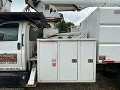 2006 GMC C7500 BUCKET TRUCK - VIN: 1GDL7C1GX6F415270
