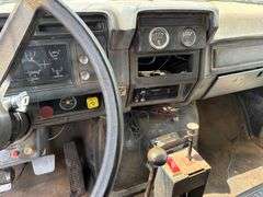 1991 FORD F-800 DUMP TRUCK - VIN: 1FDYK84A9MVA09329