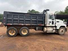 2007 MACK CNH613 DUMP TRUCK - VIN: 1M2AJ06YX7N006427