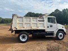 2000 FREIGHTLINER DUMP TRUCK - VIN: 1FUWJJCB0YHB84990