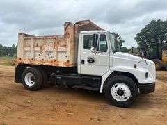 2000 FREIGHTLINER DUMP TRUCK - VIN: 1FUWJJCB9YHB85393